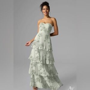 AW Bridal Strapless Tiered Pleated Gown – Size 10